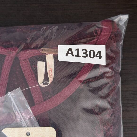 Free People Marlie Lace Dress Womens Medium Velvet Mini Romantic Whisigoth Dark - Picture 13 of 13